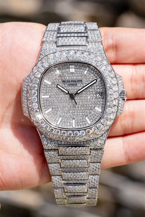 patek philippe nautilus white gold diamond